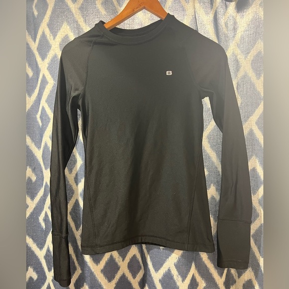 Black Long Sleeve Performance Shirt with Thumbholes XS - Picture 1 of 6